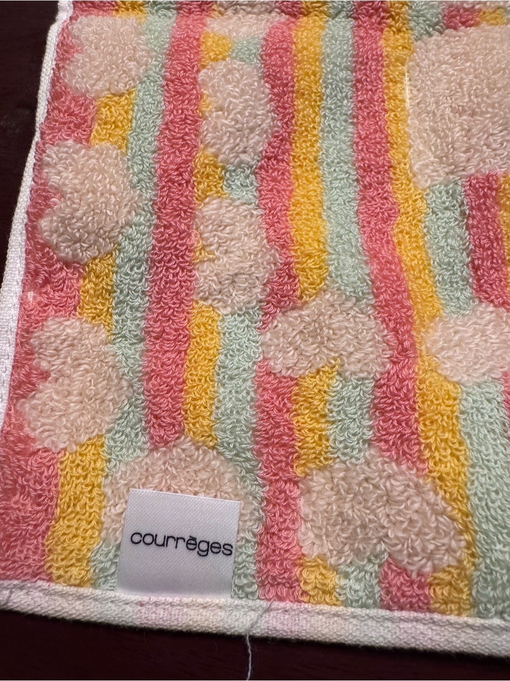 Courreges Hand Towel NWT - Picture 4 of 8